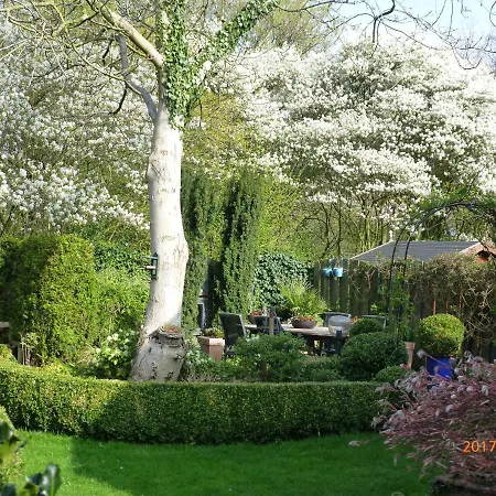 Wiersse 68 Bed & Breakfast